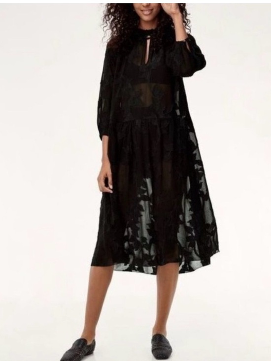 Wilfred Dresses & Skirts - Aritzia WILFRED Dufour Black Sheer Floral Jacquard Flowy A-Line Dress S